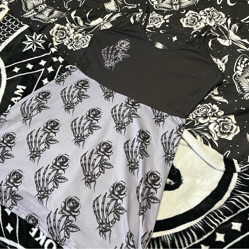 Too Fast Skull Rose Deep V Skater Dress, Small